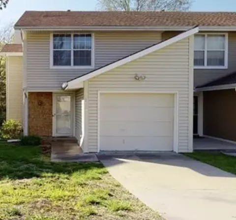 6815 N Mokane Ave, Kansas City, MO 64151