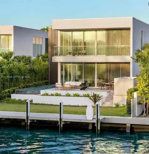 Undisclosed, Miami Beach, FL 33140