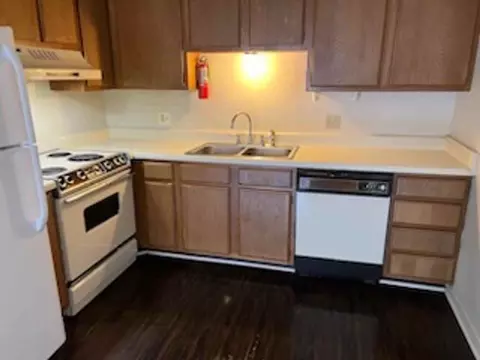 1 Hidden Valley Dr, Tupelo, MS 38801