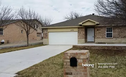 9704 Santa Monica Dr, Fort Worth, TX 76116