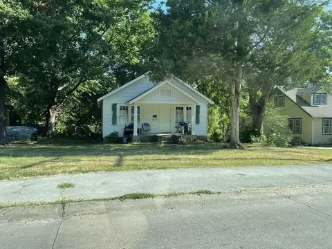 606 W Hill St, Neosho, MO 64850