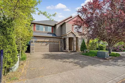 132 NE 63rd Ave, Hillsboro, OR 97124