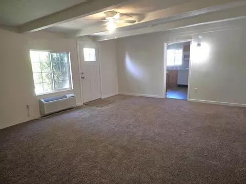 10 Kemper Campbell Ranch St, Victorville, CA 92395