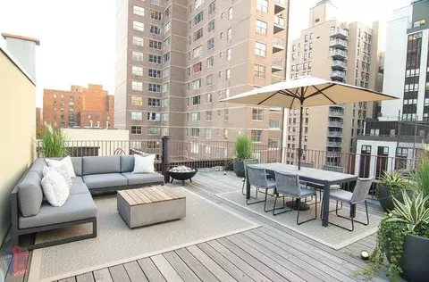 318 2nd Ave #5, New York, NY 10003