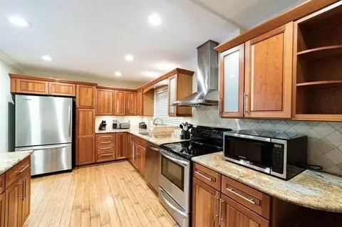 2101 NE 15th St, Fort Lauderdale, FL 33304