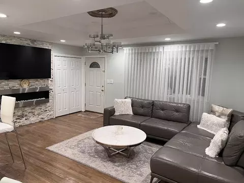 6 Eastlick Rd, Edison, NJ 08817