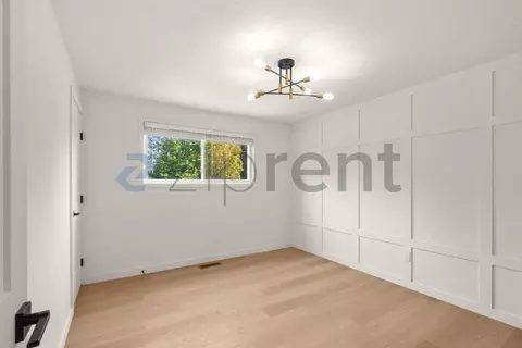 302 225th St SW, Bothell, WA 98021 photo 16