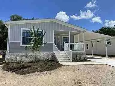 5019 Coopers Hawk Pl, Zephyrhills, FL 33541