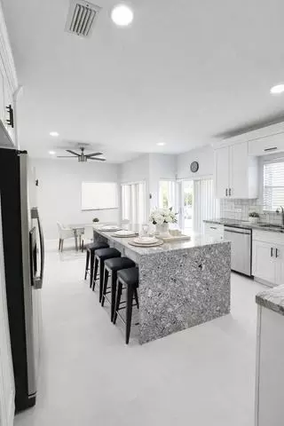 6538 Abbey Rd, Parkland, FL 33067