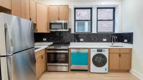 944 N Damen Ave #3, Chicago, IL 60622