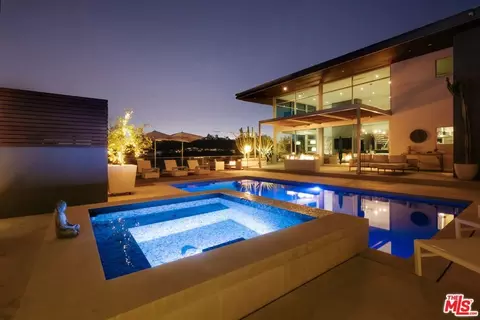 2651 Nichols Canyon Rd, Los Angeles, CA 90046