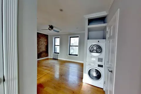334 E 100th St #4B, New York, NY 10029