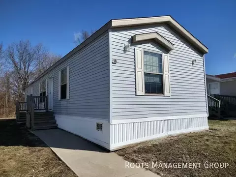 98 Elm Tree #98, Flint, MI 48504