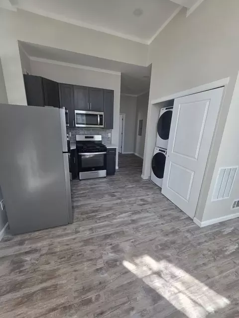 3016 E Thompson St, Philadelphia, PA 19134
