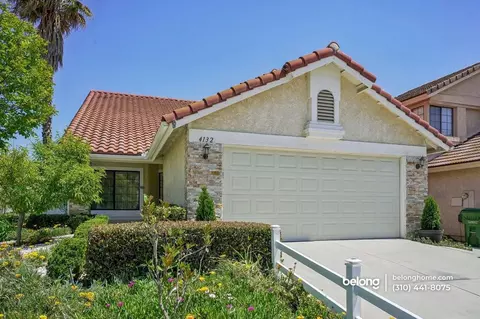 4132 Lost Springs Dr, Calabasas, CA 91301