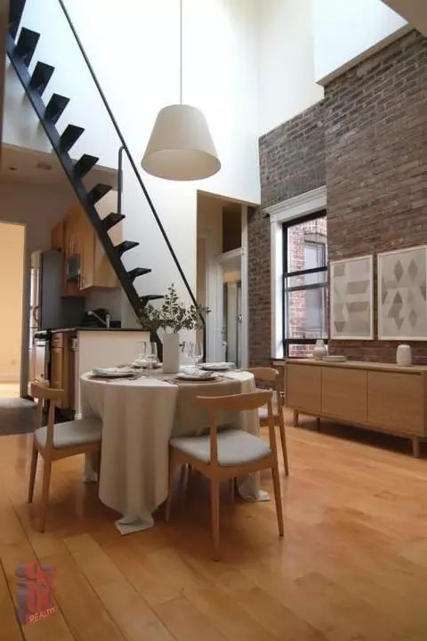 346 E 18th St #5D, New York, NY 10003