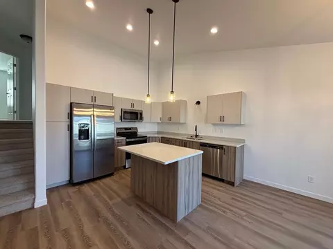 7409 30th St S, Fargo, ND 58104
