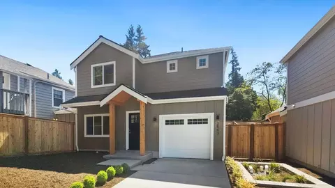 3543 NE 145th St, Seattle, WA 98155