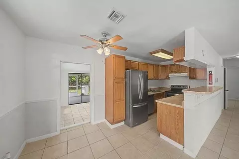 301 SE 21st Ave, Boynton Beach, FL 33435