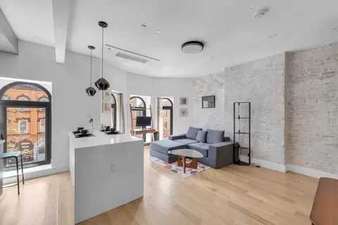 217 Schaefer St #1521444P, Brooklyn, NY 11207