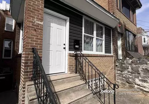 7048 N Broad St, Philadelphia, PA 19126