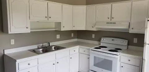 504 Yorktown Rd, Logansport, IN 46947