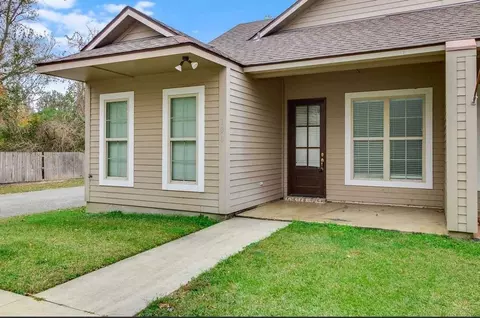 130 Brightwood Dr, Lafayette, LA 70508