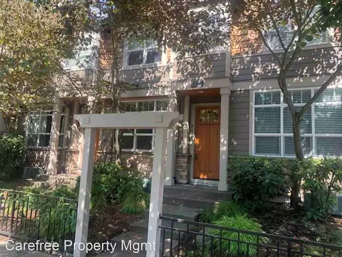 8628 SE 9th Ave #12, Portland, OR 97202
