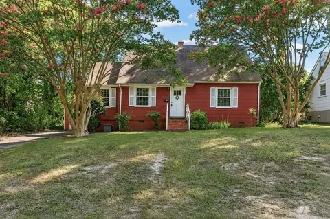 702 Tanyard St, Williamsburg, VA 23185