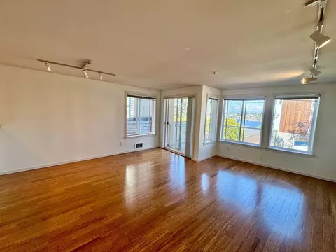 2432 Dexter Ave N #100, Seattle, WA 98109