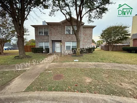 7938 Christian Ct, Dallas, TX 75237
