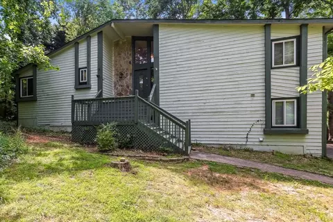 6651 Windwood Cir, Douglasville, GA 30135
