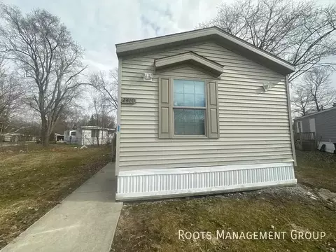 2410 Gena Ann Ln #GEN2410, Flint, MI 48504