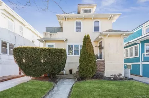 470 Lafayette Blvd #2, Long Beach, NY 11561
