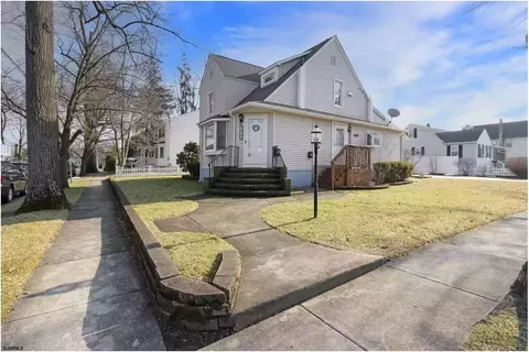 302 S 2nd St #A, Hammonton, NJ 08037
