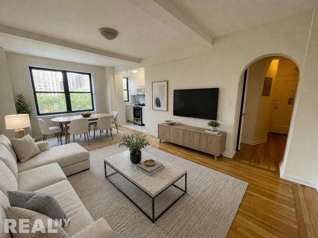 850 Amsterdam Ave #6C, New York, NY 10025