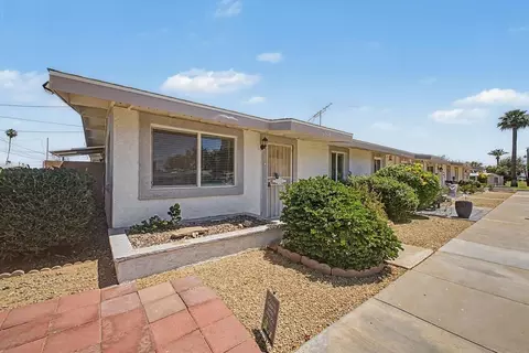 10606 W Oakmont Dr, Sun City, AZ 85351
