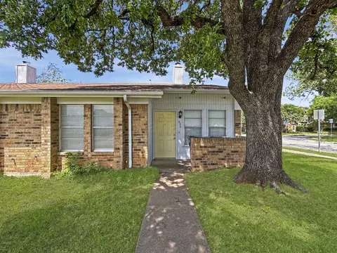 536 Guerin Dr, Arlington, TX 76012