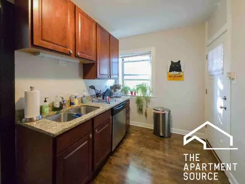 1825 W Winona St #3, Chicago, IL 60640