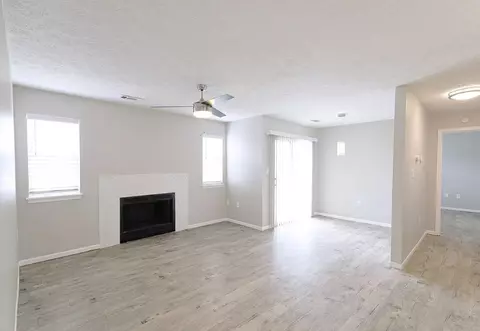 916 Beaver Grade Rd #806, Carnot-moon, PA 15108