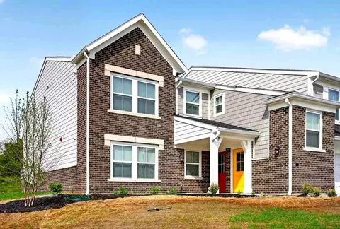 2703 Golden Leaf Dr #2703, Beavercreek, OH 45431