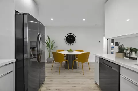 955 N Oxford Ave #4, Los Angeles, CA 90029