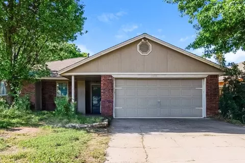 10416 NW 40th St, Yukon, OK 73099