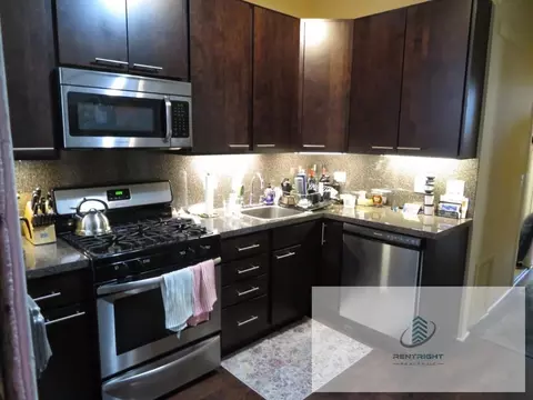 1311 N Bosworth Ave #2F, Chicago, IL 60642