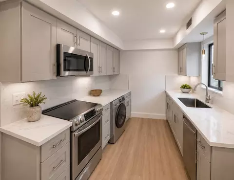 94 Beaconsfield Rd #201, Brookline, MA 02445