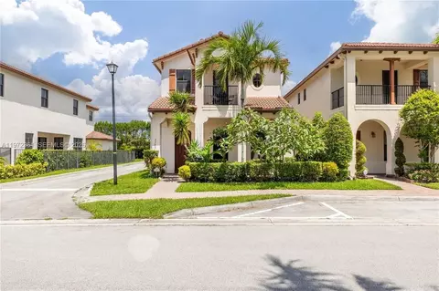 3700 NW 84th Way, Pembroke Pines, FL 33024