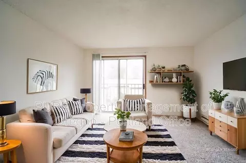 14134 NE Sandy Blvd #D08, Portland, OR 97230
