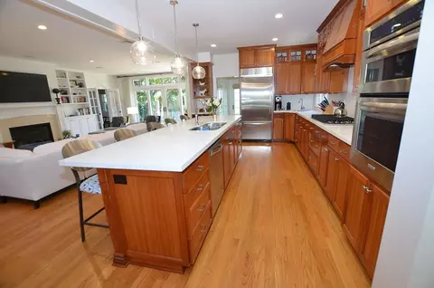 135 E Ave, Coronado, CA 92118 photo 4