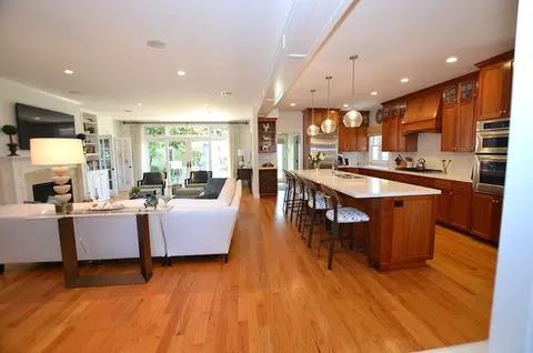 135 E Ave, Coronado, CA 92118