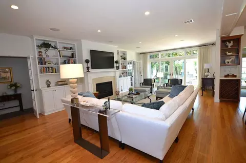 135 E Ave, Coronado, CA 92118 photo 5